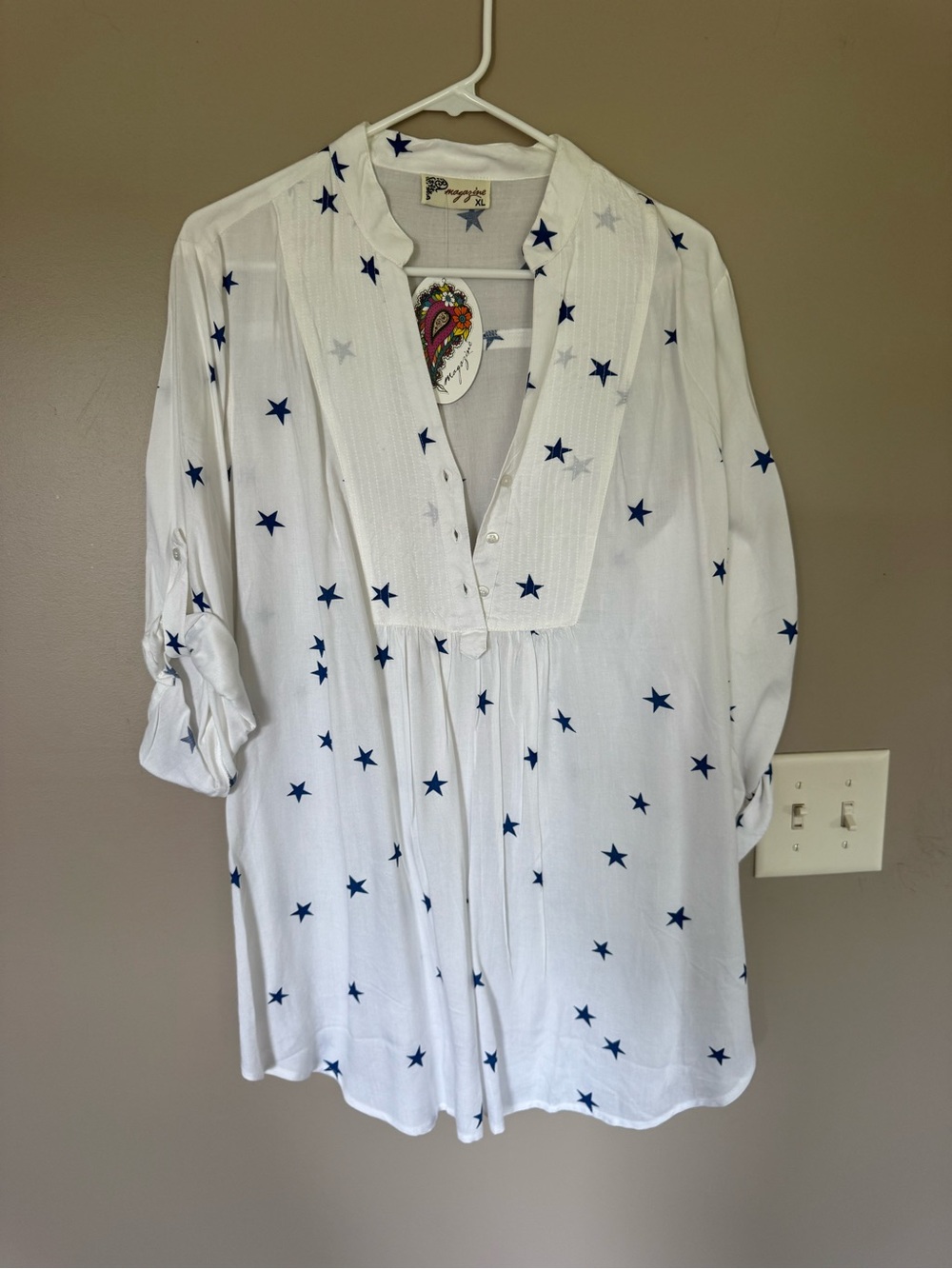 White Star-Print Tunic Blouse